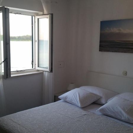 Apartman Pape Pakoštane Екстериор снимка