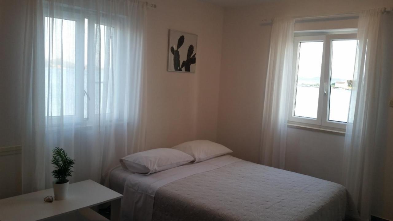 Apartman Pape Pakoštane Екстериор снимка